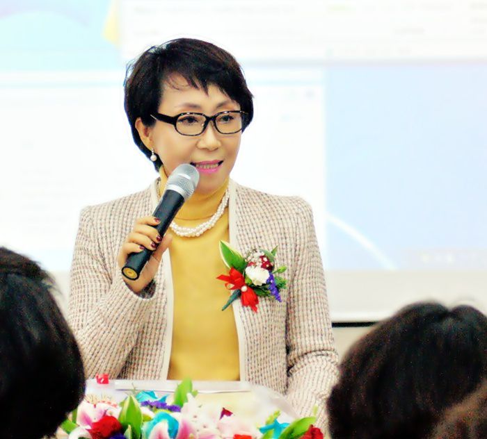 에띠임에서